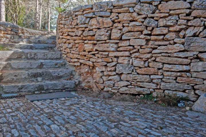 Dry Stone Retaining Wall Cajarc 