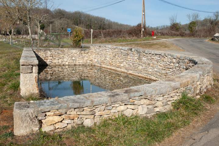Réhabilitation lavoir en pierre Cajarc