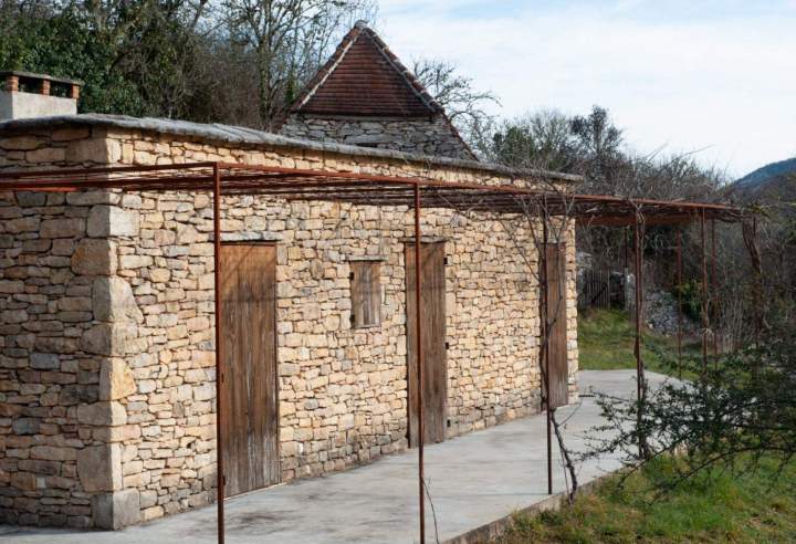Restoring lava stone houses and other stone-built properties.